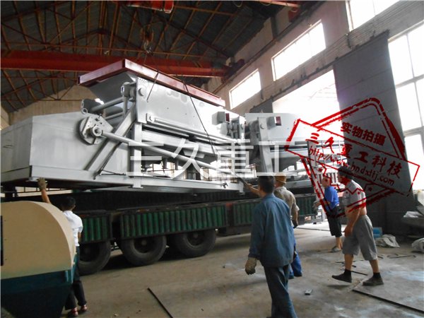 发往新疆镜铁矿选矿91视频黄片发货现场